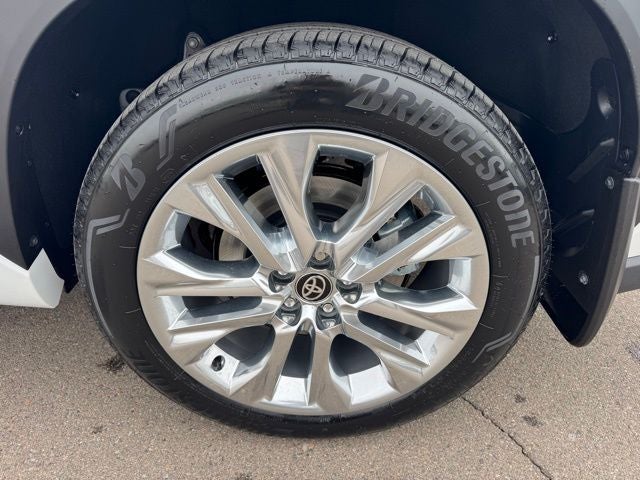 2026 Toyota Highlander Hybrid Limited