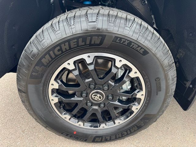 2026 Toyota Tundra SR5 - Photo 12