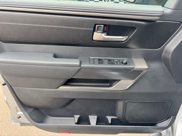 2026 Toyota Tundra SR5 - Photo 16