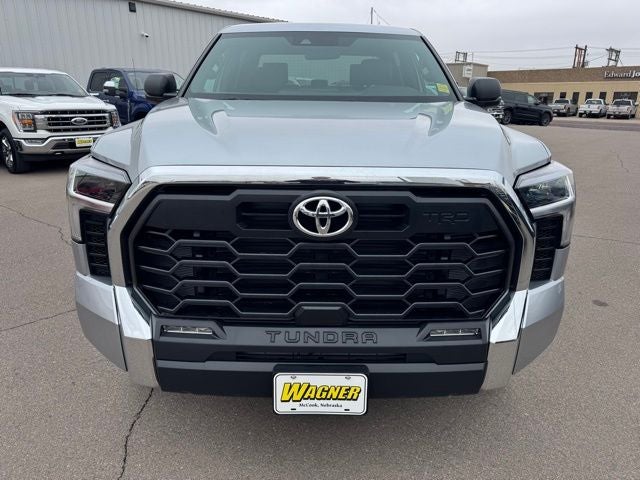 2026 Toyota Tundra SR5 - Photo 8