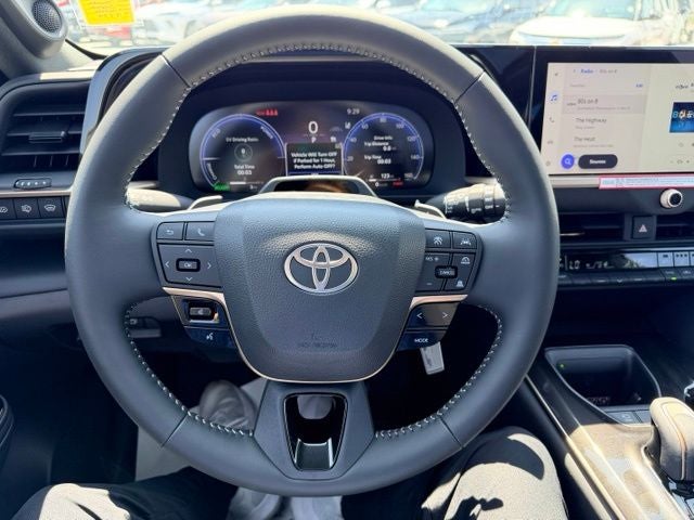 2026 Toyota Toyota Crown Signia Limited