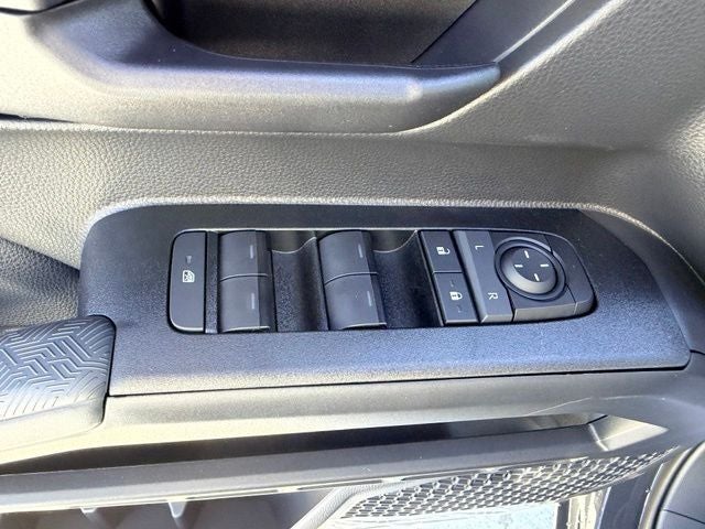 2026 Toyota 4Runner SR5 - Photo 16